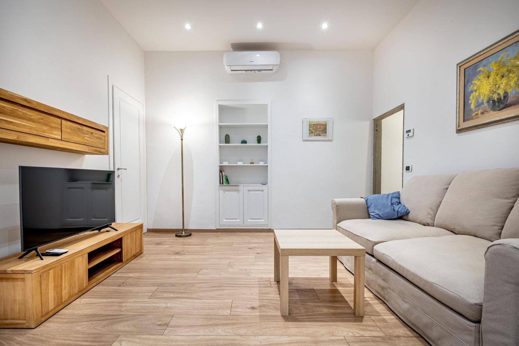 Roommo Via Dei Pilastri Giada Firenze Bagian luar foto
