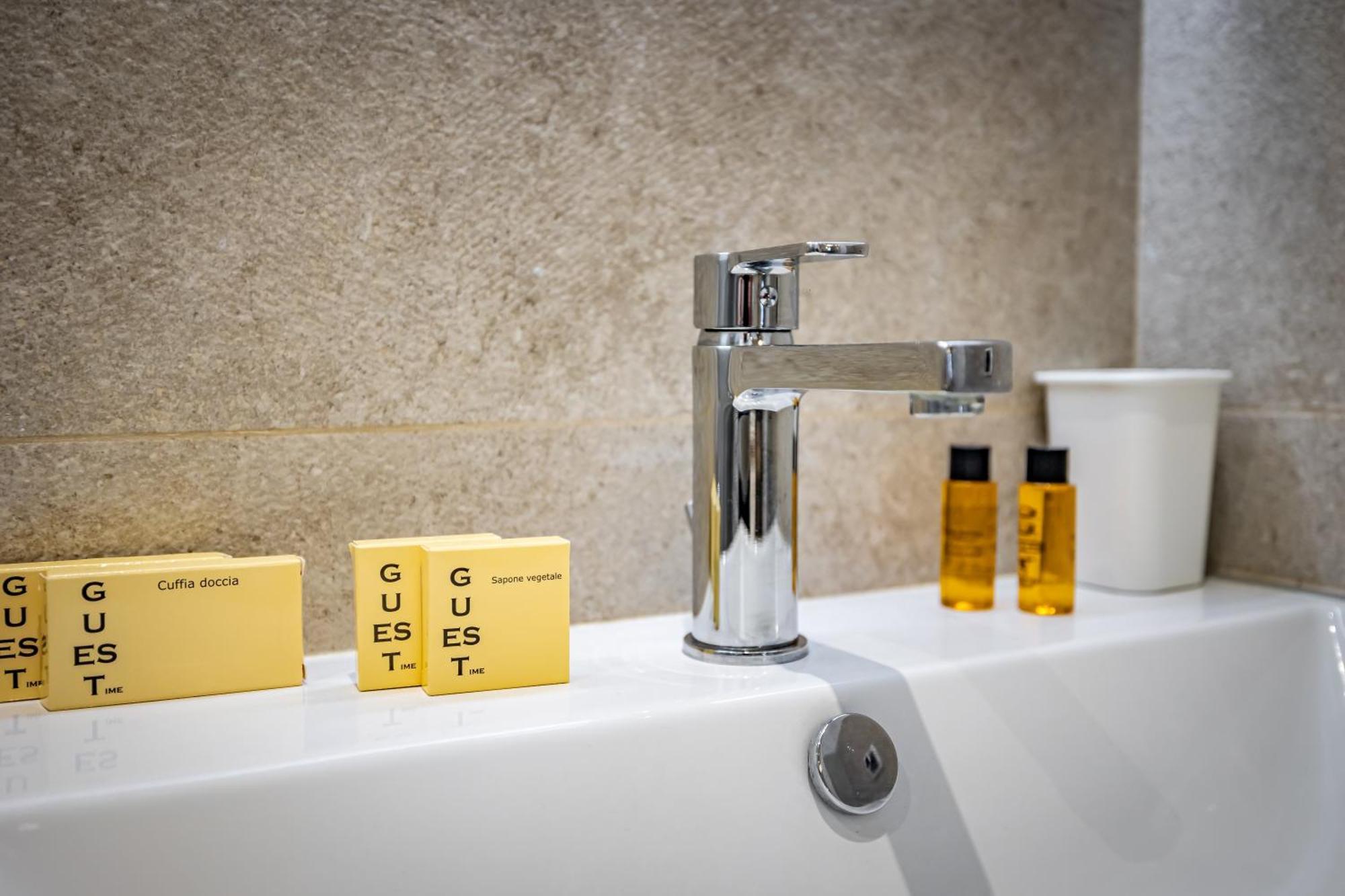 Roommo Via Dei Pilastri Giada Firenze Bagian luar foto