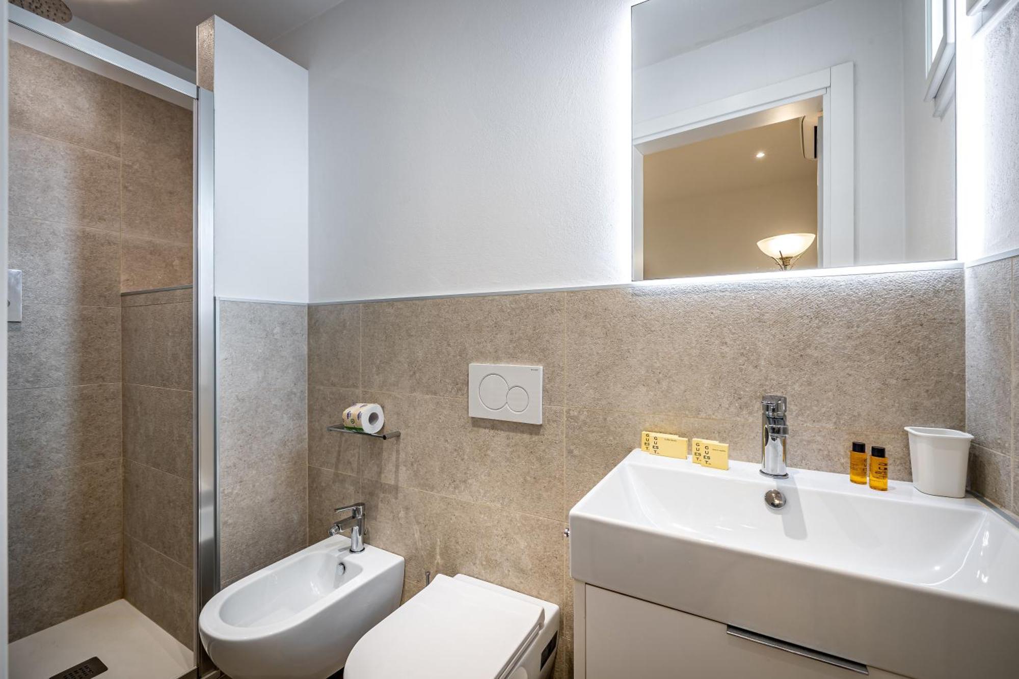 Roommo Via Dei Pilastri Giada Firenze Bagian luar foto